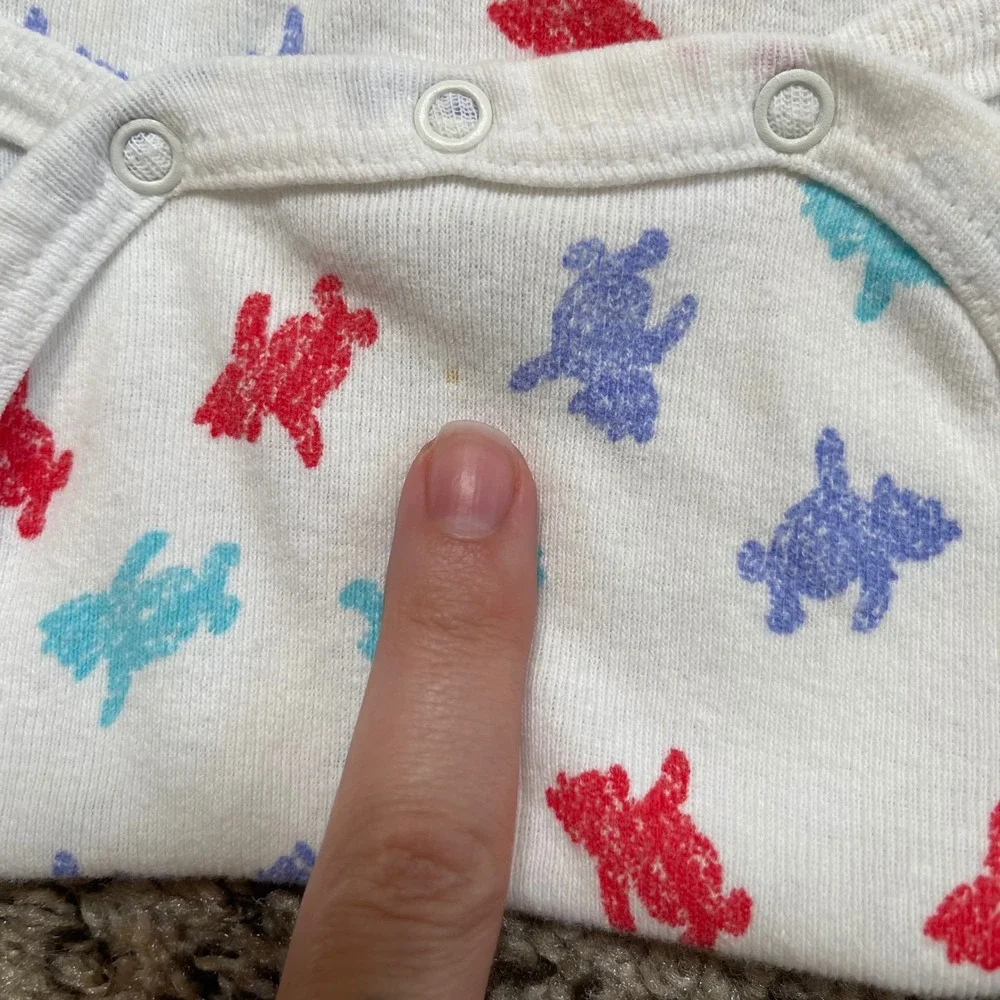Vintage Winnie the Pooh‎ One Piece Bodysuit Outfit Red Blue All Over Print 0-3M